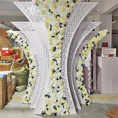 Wystrój sceniczny ściany kwiatowej